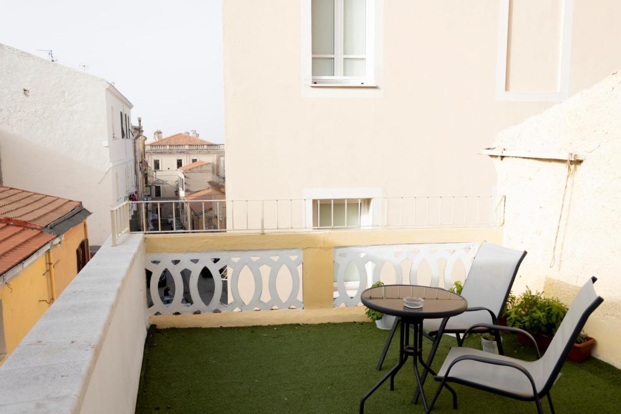 Sassari-Centro Elegante Appartamento Con Wifi E Netflix מראה חיצוני תמונה
