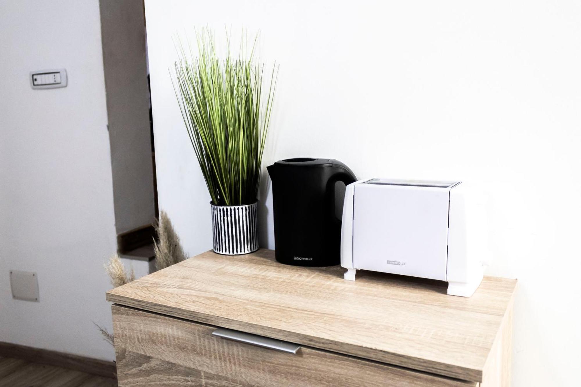 Sassari-Centro Elegante Appartamento Con Wifi E Netflix חדר תמונה
